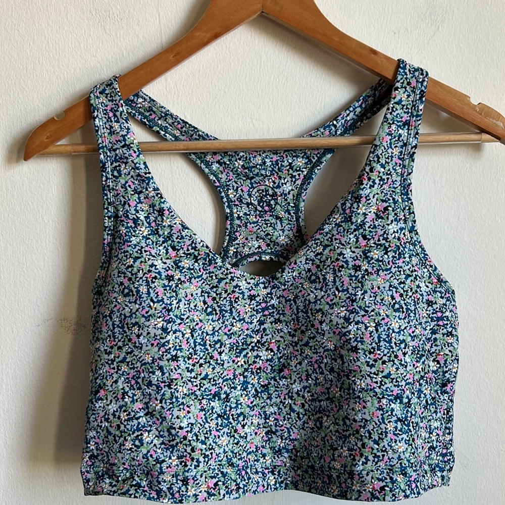 Sage Collective Floral Sports Bra and Shorts 2 Piece Set Size Large
